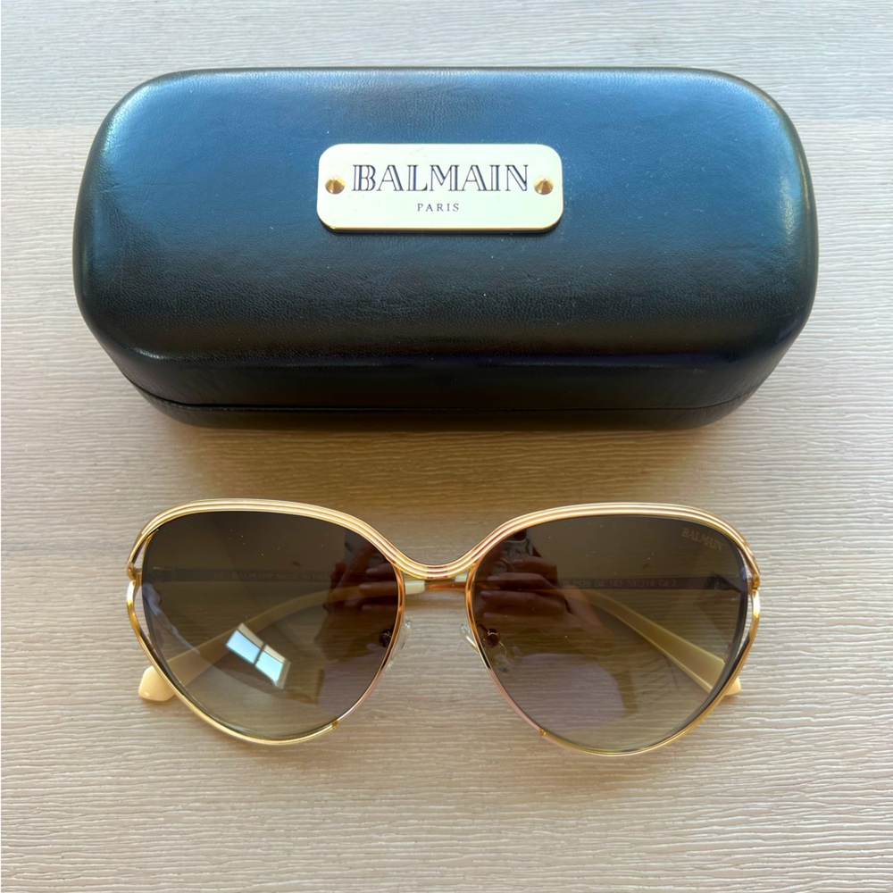 Balmain BL2528 04 Sunglasses with case. Never worn, excellent condition.